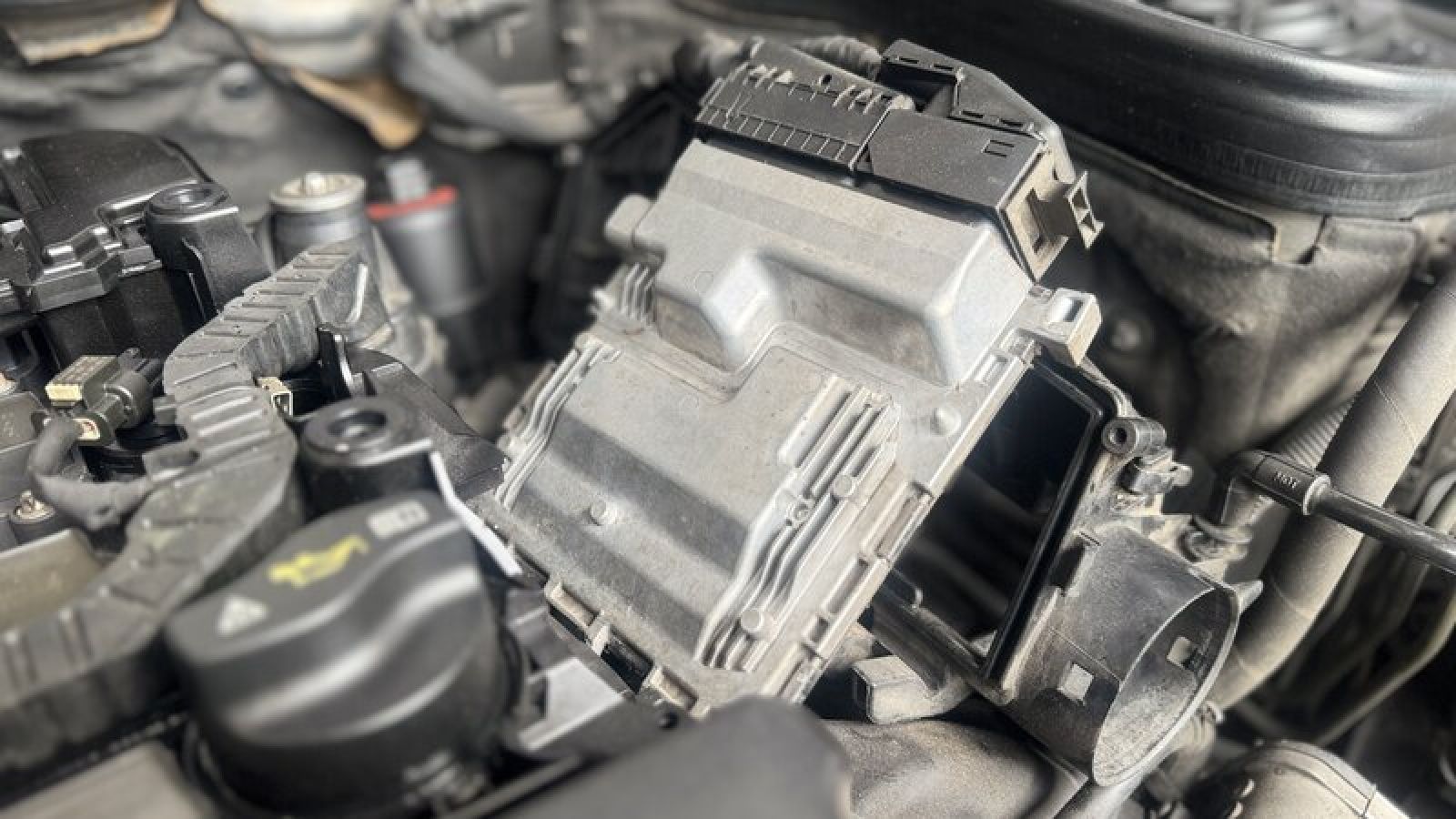 Understanding Your Car’s ECU (Electronic Control Unit) and Tuning Options